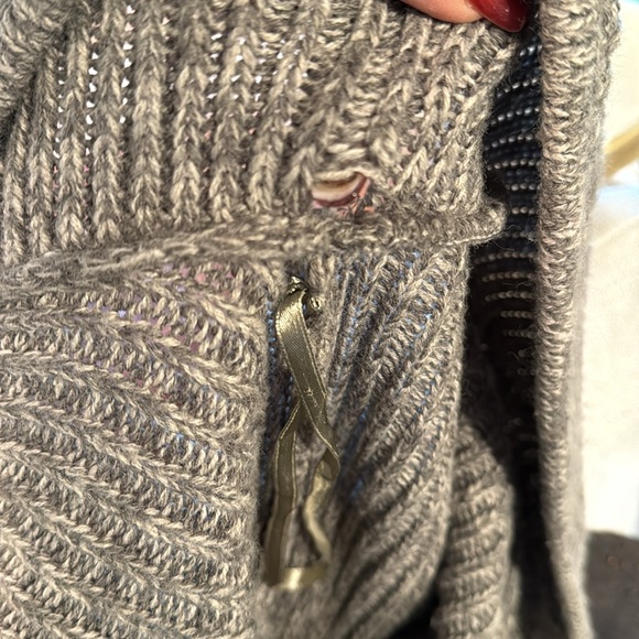 PTP 21”. Like 33 inches. Has One small flaw photos. - Picture 5 of 5